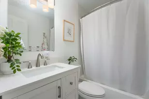 428 Kenyon Ave, Romeoville, IL 60446 - Photo 21