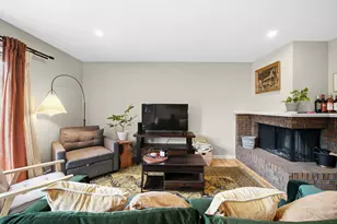 339 Getchell Ave, Grayslake, IL 60030 - Photo 3