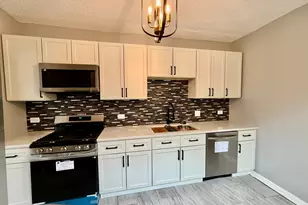 7945 S Perry Ave, Chicago, IL 60620 - Photo 5