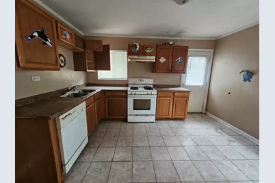 316 Winnebago Street, Park Forest, IL 60466 - Photo 3