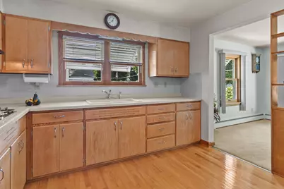 907 4th Street, Harvard, IL 60033 - Photo 7