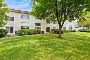 1187 Bristol Ln, Buffalo Grove, IL 60089 - Photo 17