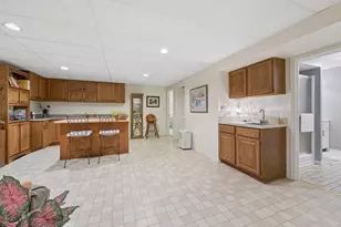 1069 Devonshire Ave, Naperville, IL 60540 - Photo 21