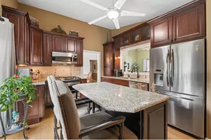 1069 Devonshire Ave, Naperville, IL 60540 - Photo 11