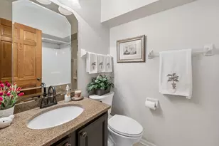 1069 Devonshire Ave, Naperville, IL 60540 - Photo 17
