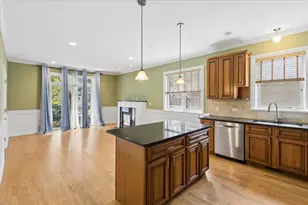 7246 N Oakley Ave, Chicago, IL 60645 - Photo 5