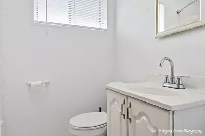 4912 Crain Street E #B, Skokie, IL 60077 - Photo 13