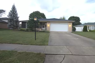 7202 Exner Rd, Darien, IL 60561 - Photo 1