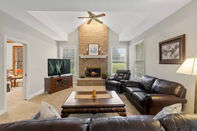 8207 Red Bark Lane, Cary, IL 60013 - Photo 15