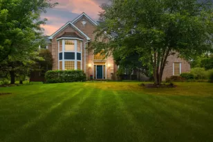 8207 Red Bark Ln, Cary, IL 60013 - Photo 1