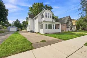 428 E Wilson St, Batavia, IL 60510 - Photo 3