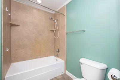 2312 Briar Lane, Lindenhurst, IL 60046 - Photo 15