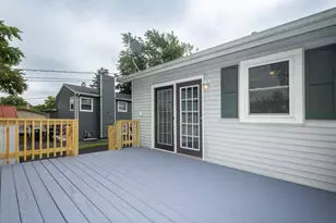 2312 Briar Ln, Lindenhurst, IL 60046 - Photo 21