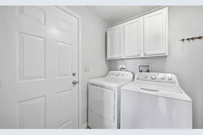 16146 Huron Street, Crest Hill, IL 60403 - Photo 17