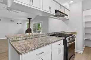 6612 Fernwood Dr, Lisle, IL 60532 - Photo 5