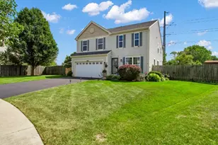 10871 Great Plaines Ct, Huntley, IL 60142 - Photo 3
