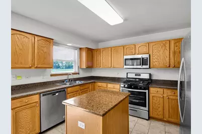 10871 Great Plaines Court, Huntley, IL 60142 - Photo 11