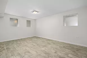 1730 N Wilmot Ave, Chicago, IL 60647 - Photo 21