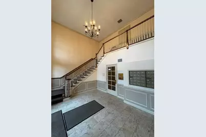 715 Astor Lane #201, Wheeling, IL 60090 - Photo 3