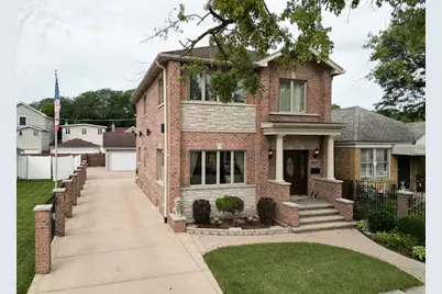3456 N Pioneer Avenue, Chicago, IL 60634 - Photo 1