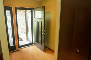 3103 Smoke Tree Ct, Hazel Crest, IL 60429 - Photo 5