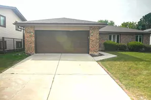 3103 Smoke Tree Ct, Hazel Crest, IL 60429 - Photo 1