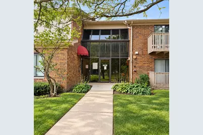 33661 N Royal Oak Lane #105, Grayslake, IL 60030 - Photo 1