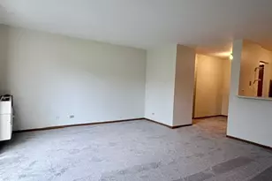 33661 N Royal Oak Ln, Grayslake, IL 60030 - Photo 3
