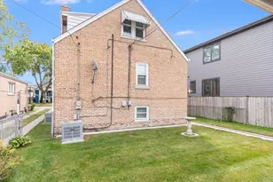 5340 S McVicker Ave, Chicago, IL 60638 - Photo 27