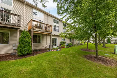 347 Gladstone Lane, Elgin, IL 60120 - Photo 35