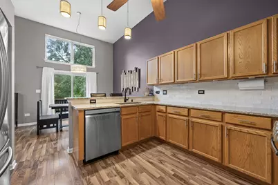 347 Gladstone Lane, Elgin, IL 60120 - Photo 11