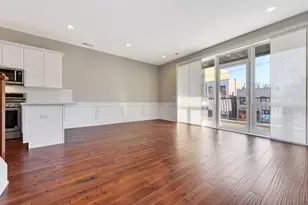 2518 W Division Ave, Chicago, IL 60622 - Photo 3