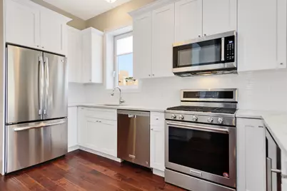 2518 W Division Avenue #3W, Chicago, IL 60622 - Photo 5