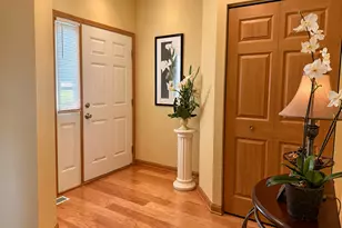 21122 Gray Hawk Dr, Matteson, IL 60443 - Photo 3
