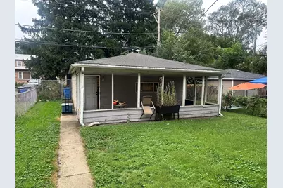 9939 S Paxton Avenue, Chicago, IL 60617 - Photo 7