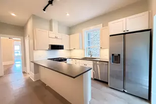 2342 N Kimball Ave, Chicago, IL 60647 - Photo 7