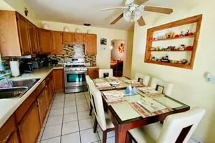 909 Prescott St, Waukegan, IL 60085 - Photo 3