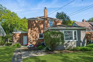5321 Carol St, Skokie, IL 60077 - Photo 17