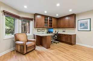 1351 W Altgeld St, Chicago, IL 60614 - Photo 11