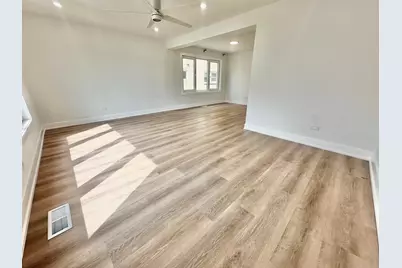 7854 W Cahill Terrace #1, Chicago, IL 60634 - Photo 3