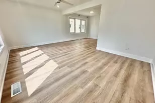 7854 W Cahill Terrace, Chicago, IL 60634 - Photo 3