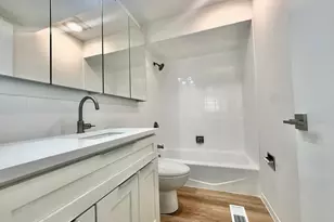 7854 W Cahill Terrace, Chicago, IL 60634 - Photo 11