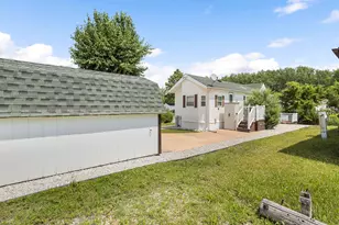199 Tummy Tooth Ln, Wilmington, IL 60481 - Photo 13