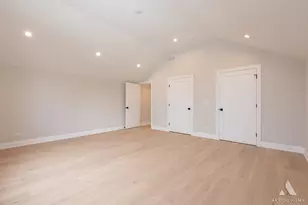 1039 North Ave, Des Plaines, IL 60016 - Photo 29