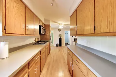 10S021 Plainfield Naperville Road, Naperville, IL 60564 - Photo 13