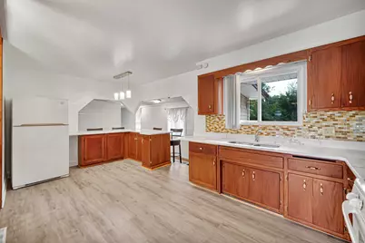 2244 205th Street, Chicago Heights, IL 60411 - Photo 7