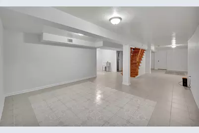 2244 205th Street, Chicago Heights, IL 60411 - Photo 15