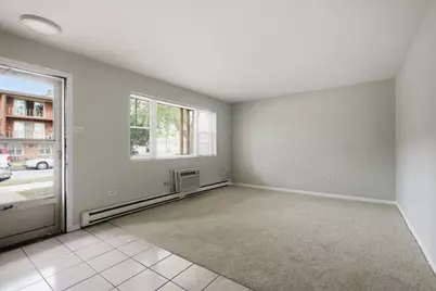 6256 W 64th Place #102, Chicago, IL 60638 - Photo 3