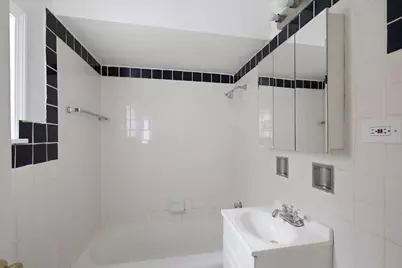 6256 W 64th Place #102, Chicago, IL 60638 - Photo 5
