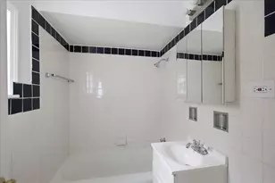 6256 W 64th Pl, Chicago, IL 60638 - Photo 5